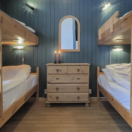 Merket Hotel *
